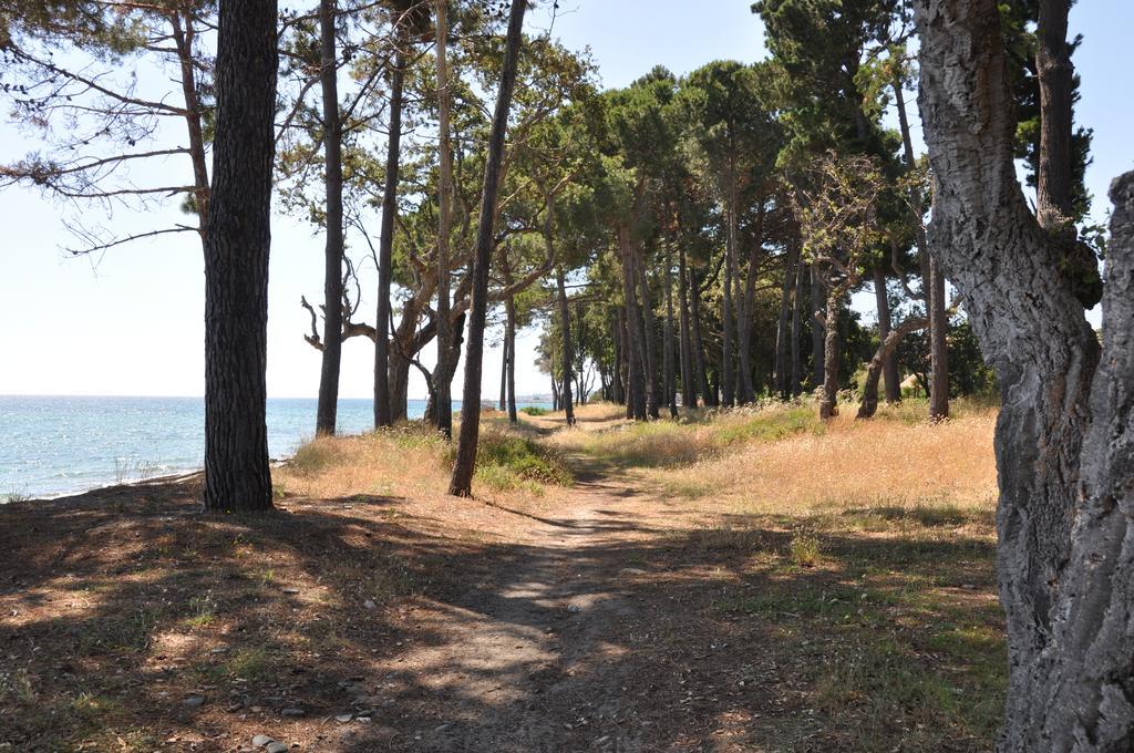 Sole E Mare Lejlighedshotel Santa-Maria-Poggio  Eksteriør billede