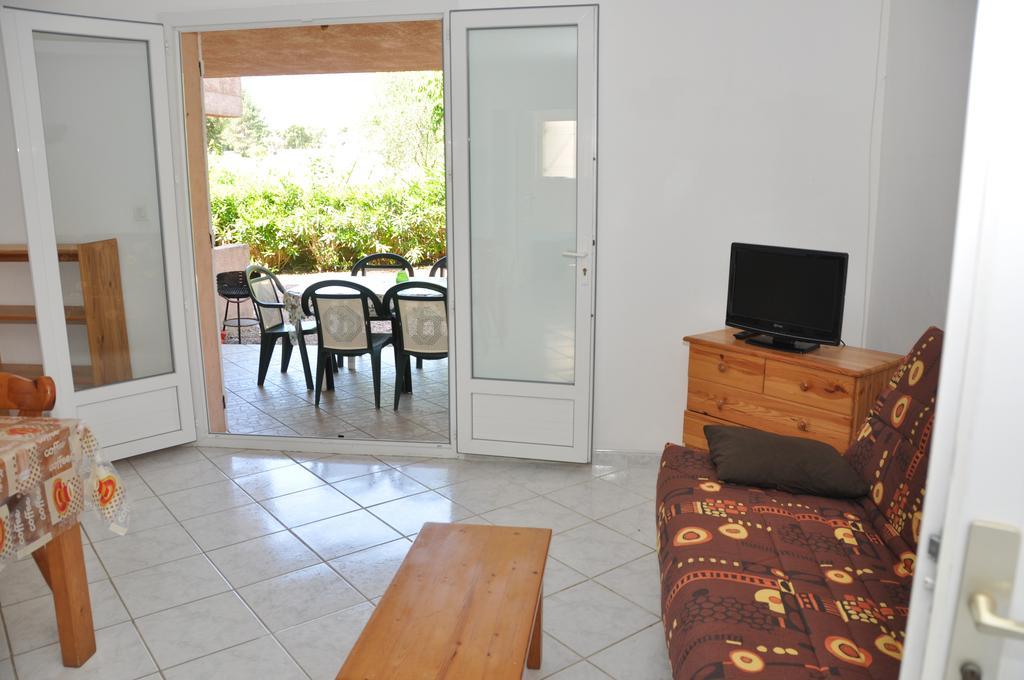 Sole E Mare Lejlighedshotel Santa-Maria-Poggio  Værelse billede