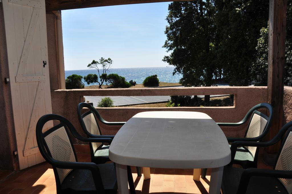 Sole E Mare Lejlighedshotel Santa-Maria-Poggio  Eksteriør billede