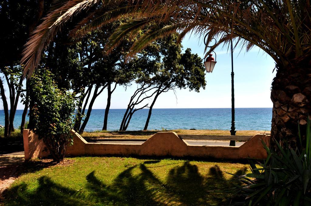 Sole E Mare Lejlighedshotel Santa-Maria-Poggio  Eksteriør billede