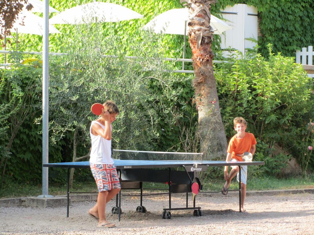 Sole E Mare Lejlighedshotel Santa-Maria-Poggio  Eksteriør billede