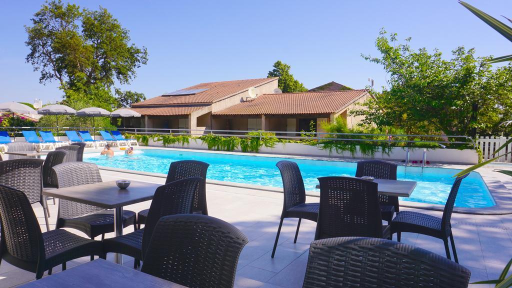Sole E Mare Lejlighedshotel Santa-Maria-Poggio  Eksteriør billede